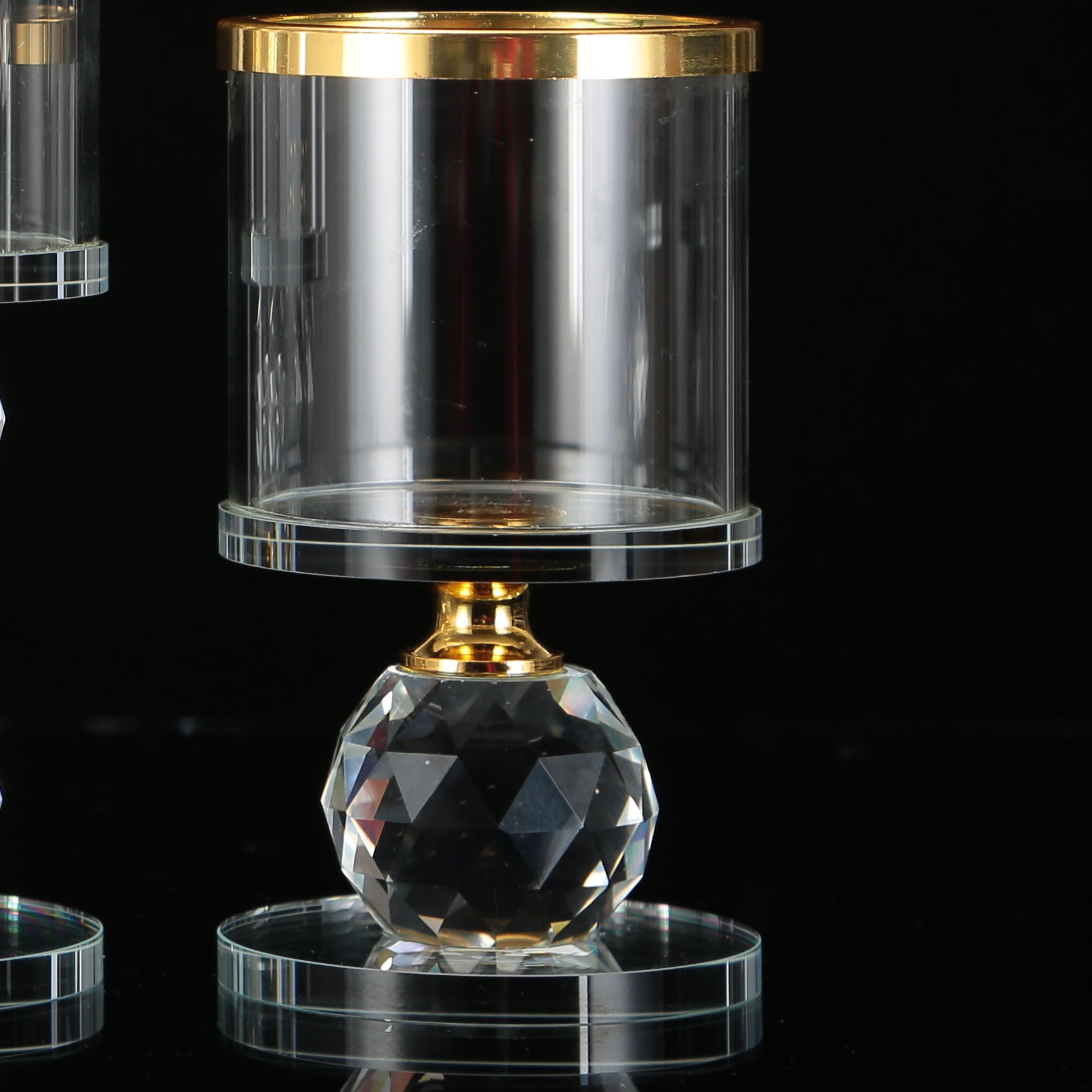 Crystal Lumière Glow Stands — Modern Faceted Candle Holder Trio