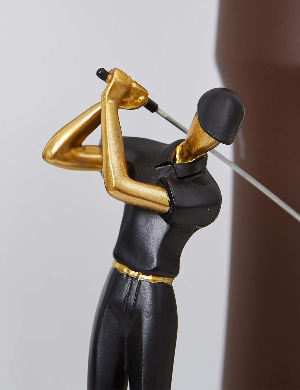 Minimalist Golf Sculpture — Modern Resin Décor for Golf Lovers